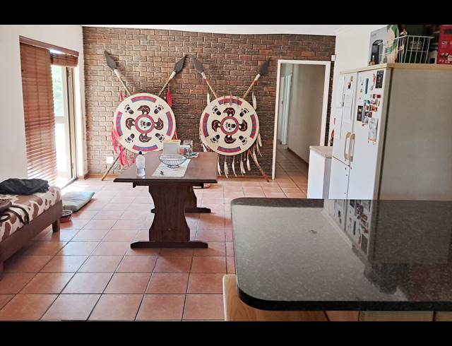 3 BEDROOM HOUSE RENTED IN BLUEWATER BAY
